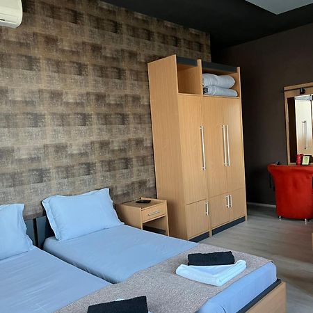 In Club Aparthotel Vrnjačka Banja Kültér fotó