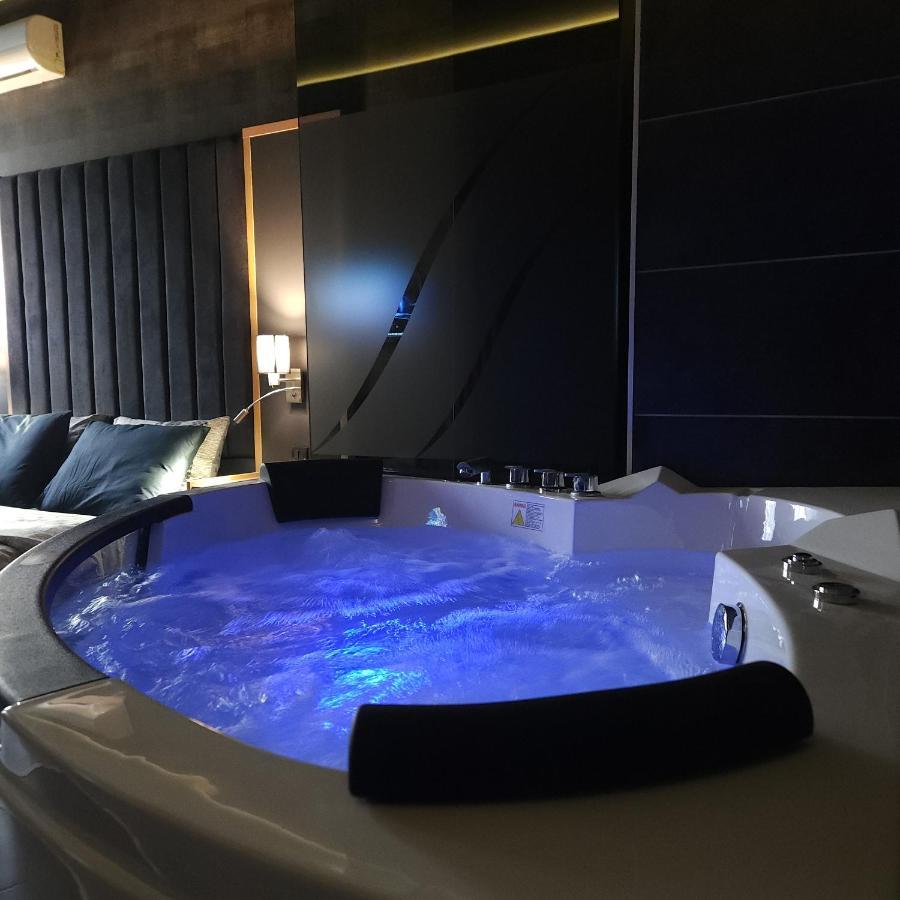 In Club Aparthotel Vrnjačka Banja Kültér fotó