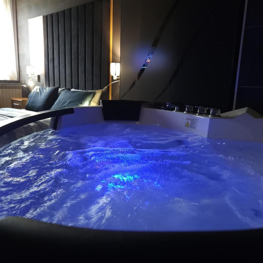 In Club Aparthotel Vrnjačka Banja Kültér fotó