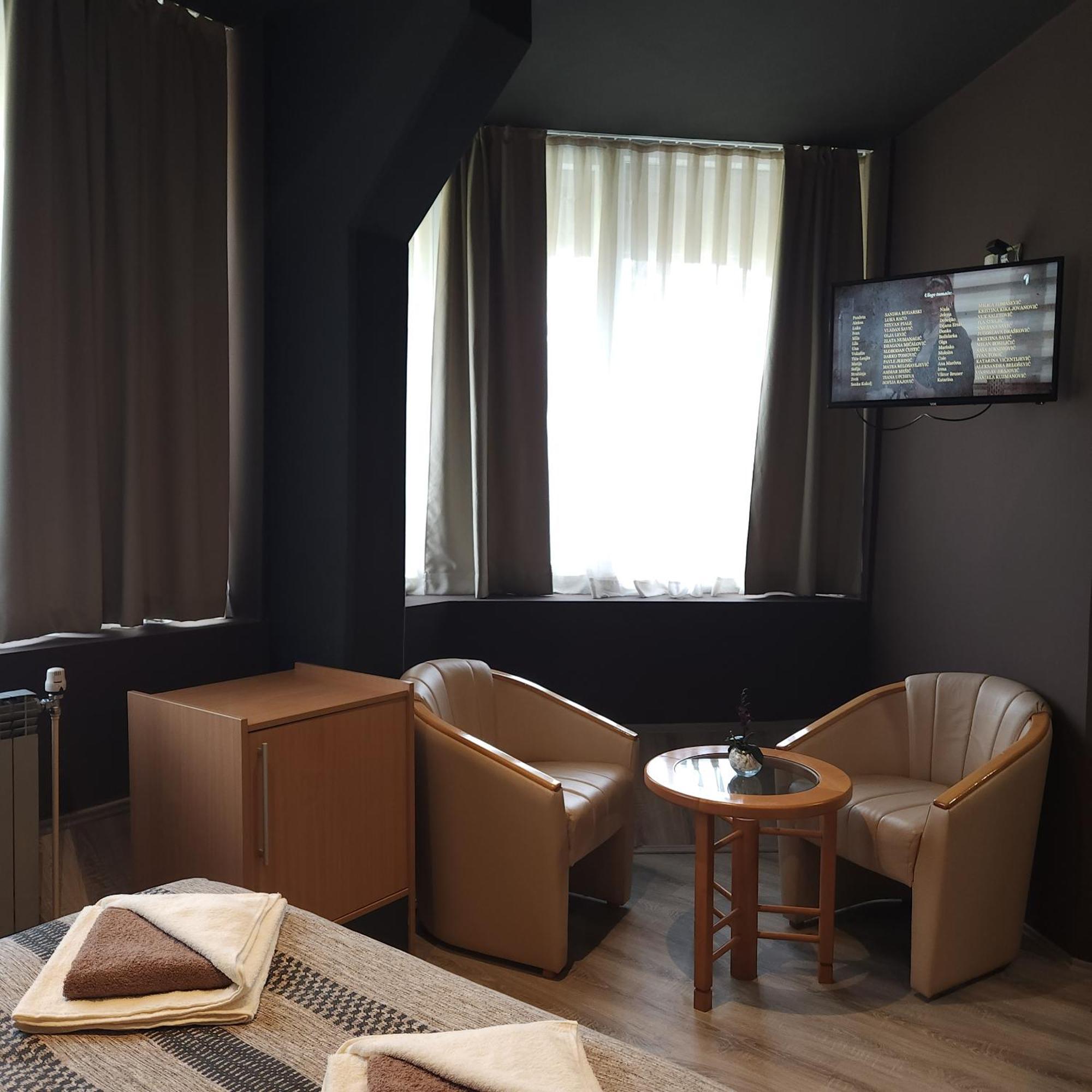 In Club Aparthotel Vrnjačka Banja Kültér fotó