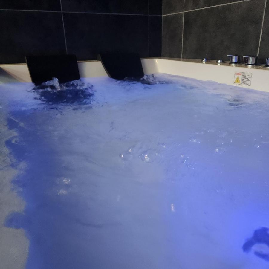 In Club Aparthotel Vrnjačka Banja Kültér fotó