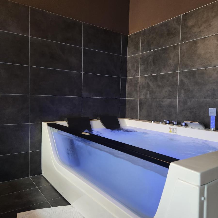 In Club Aparthotel Vrnjačka Banja Kültér fotó