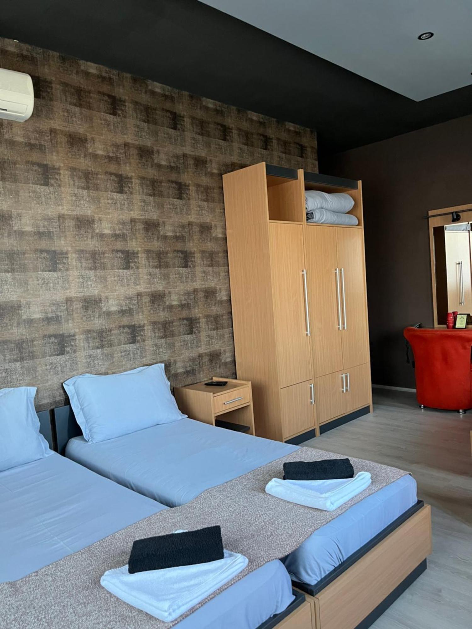 In Club Aparthotel Vrnjačka Banja Kültér fotó